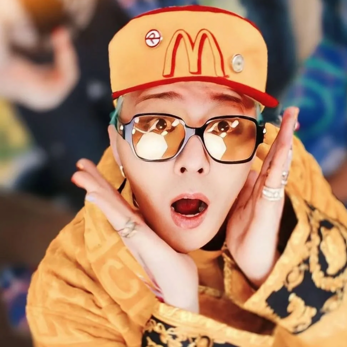 Behind-the-scenes cut of G-DRAGON (BIGBANG)