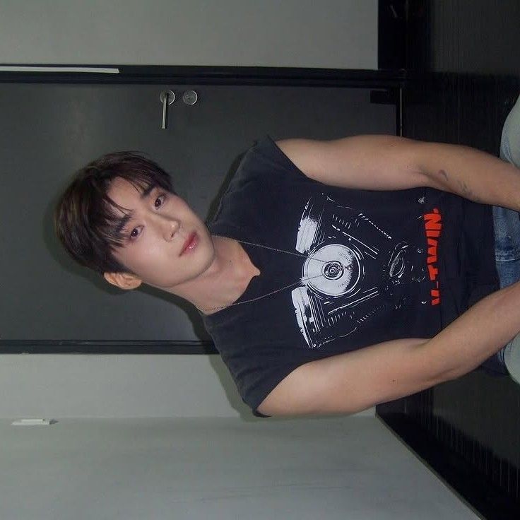 Foto terbaru Han Seungwoo