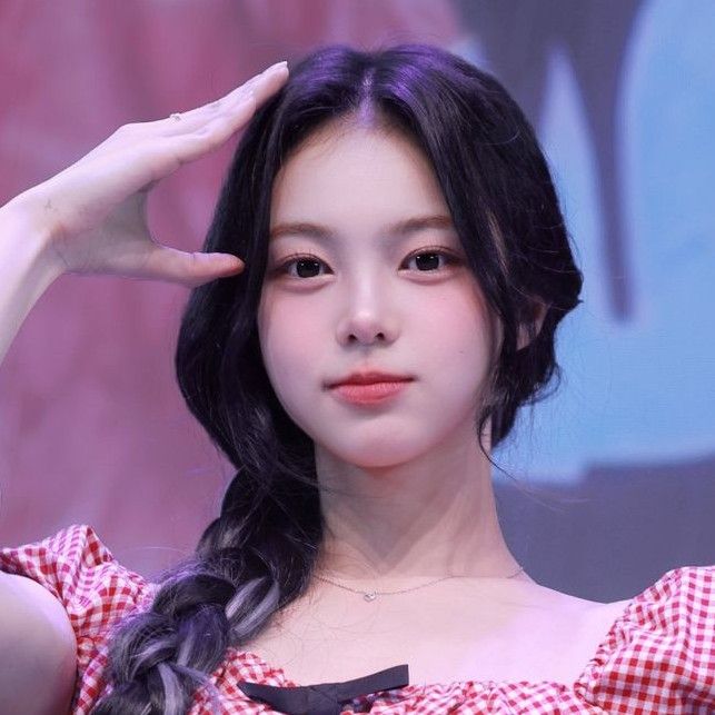 Latest photo of Ian (Hearts2Hearts)