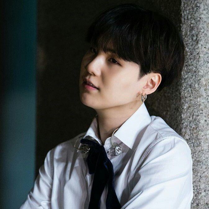 슈가 (방탄소년단)의 최신 사진