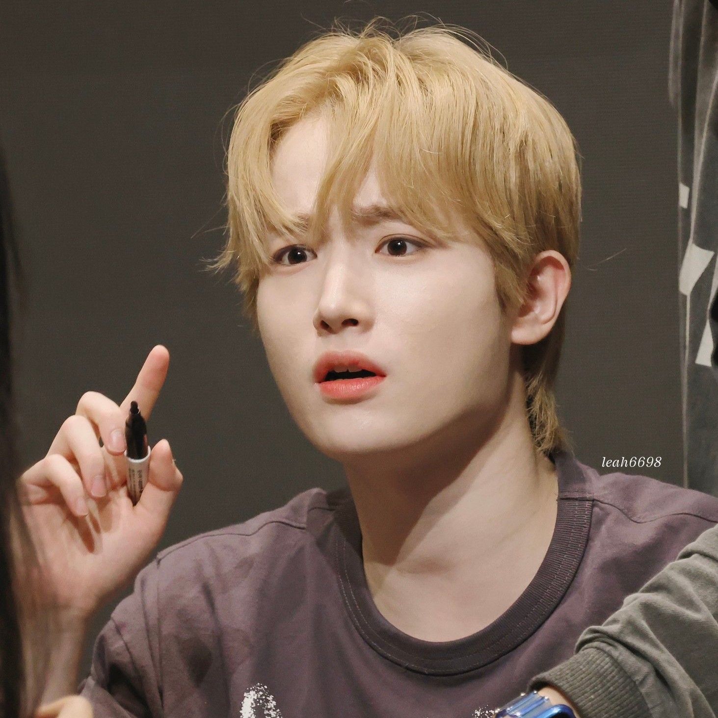 Behind-the-scenes cut of Hyuk (TEMPEST)
