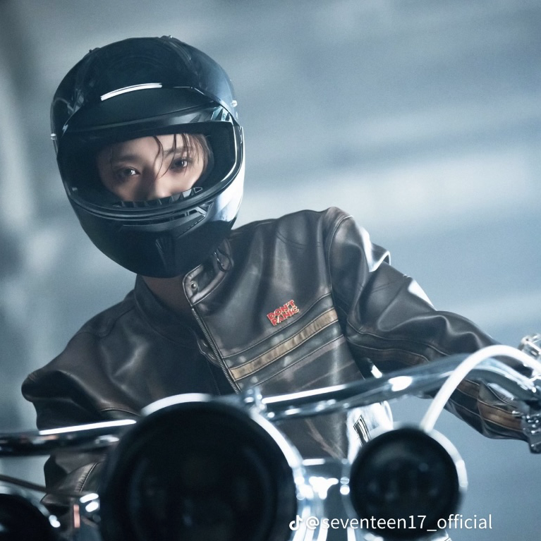 Joshua (SEVENTEEN)的最新活动照片