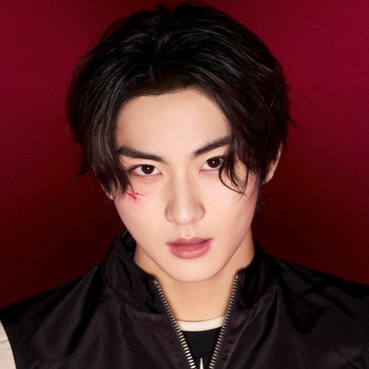 Behind-the-scenes cut of Jungwon (ENHYPEN)