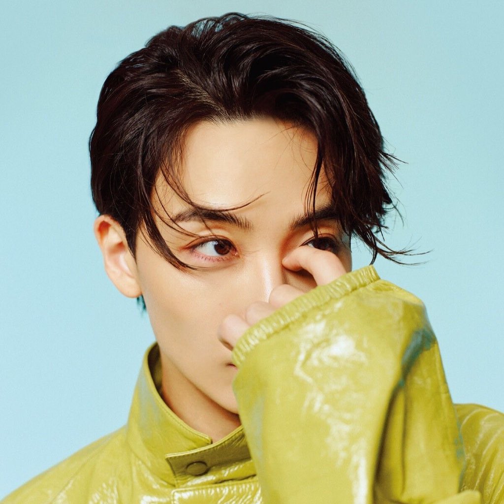 Latest photo of Jeonghan (SEVENTEEN)