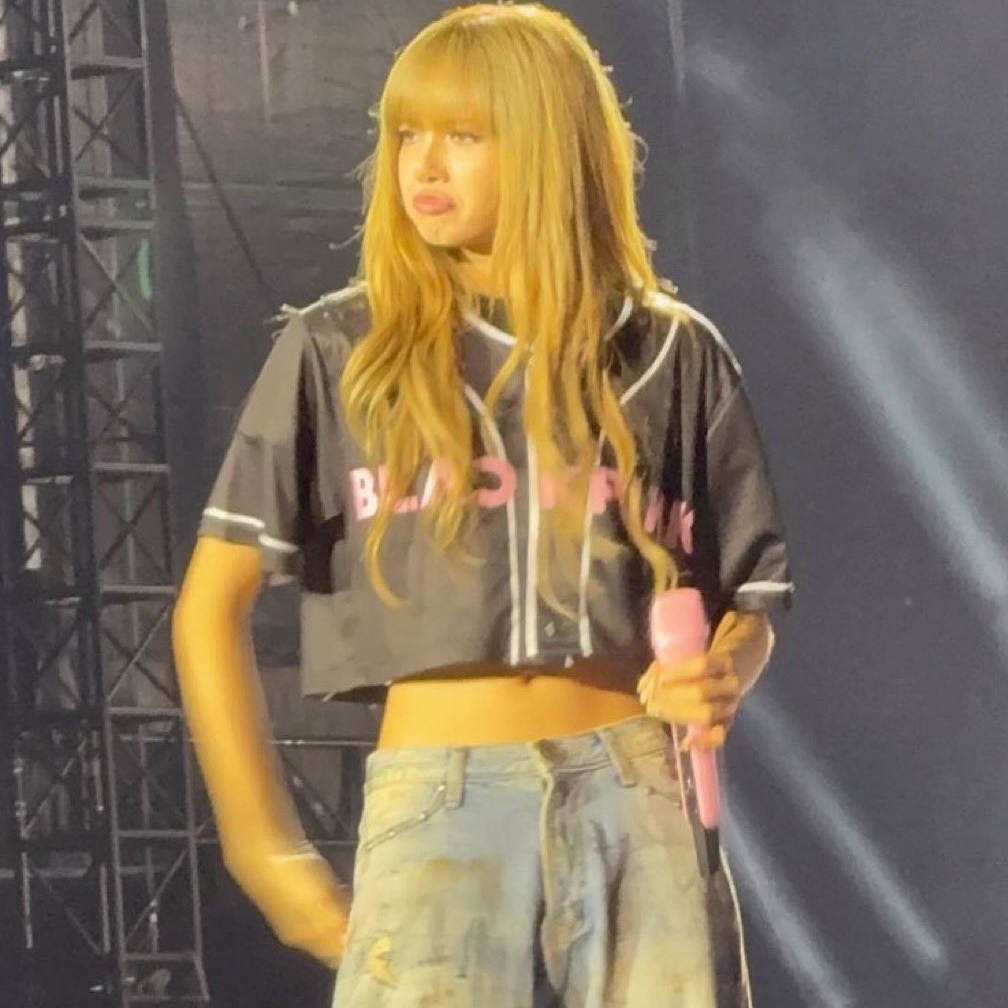 Latest photo of Lisa (BLACKPINK)