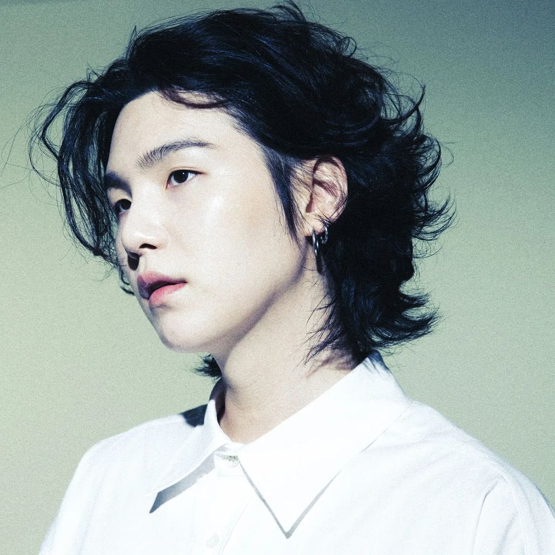 SUGA (防弹少年团)的幕后花絮