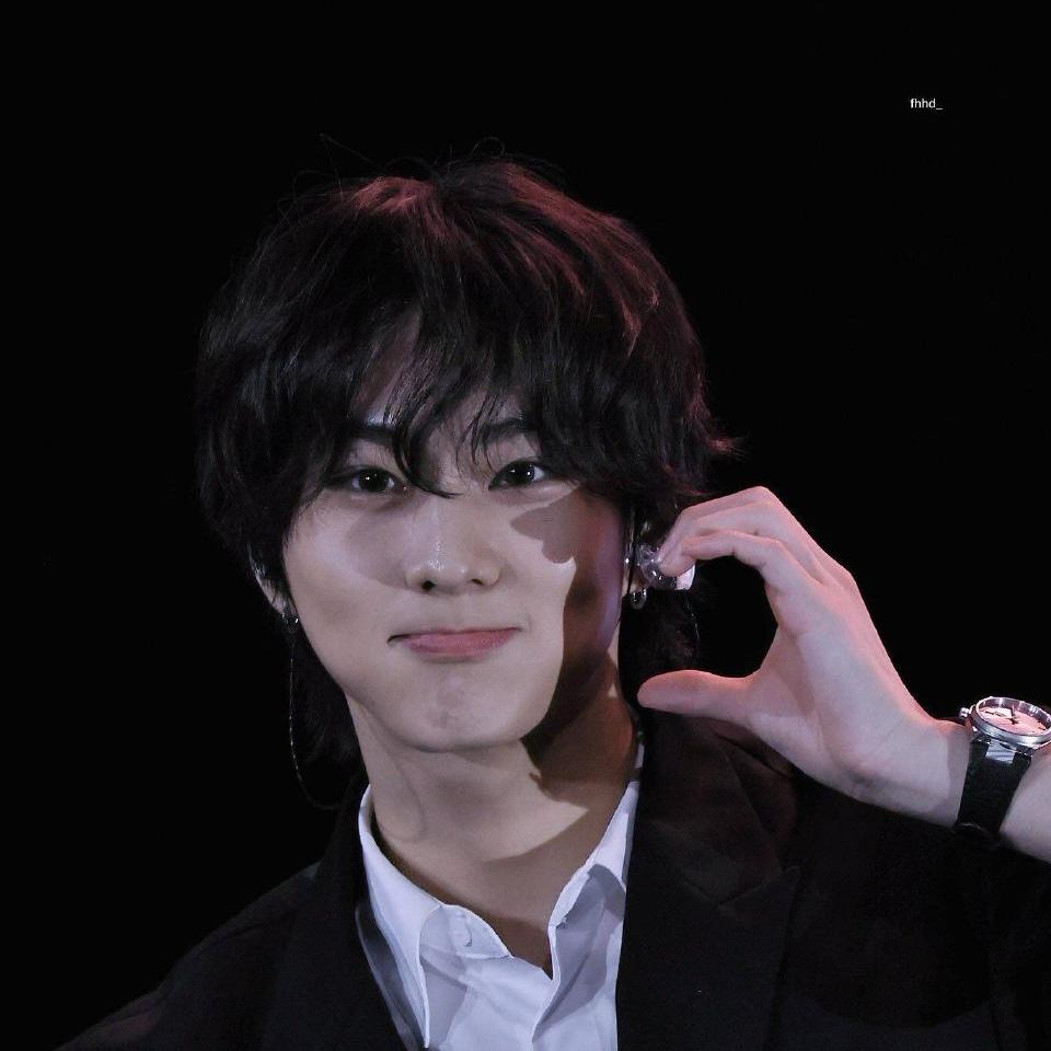 Latest photo of Jungwon (ENHYPEN)