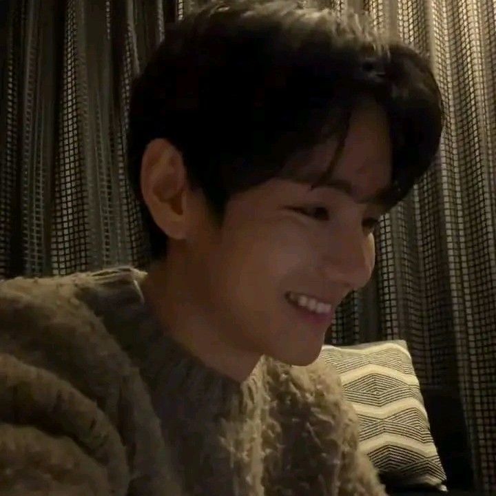 V (防弹少年团)粉丝拍下的瞬间