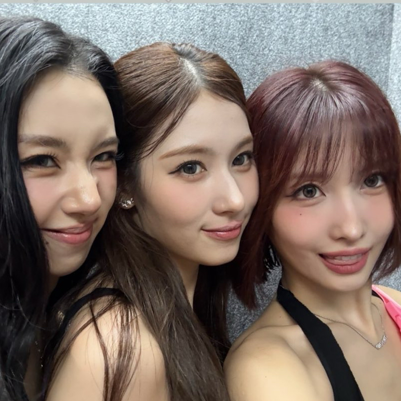A moment captured by Momo (TWICE)'s fan