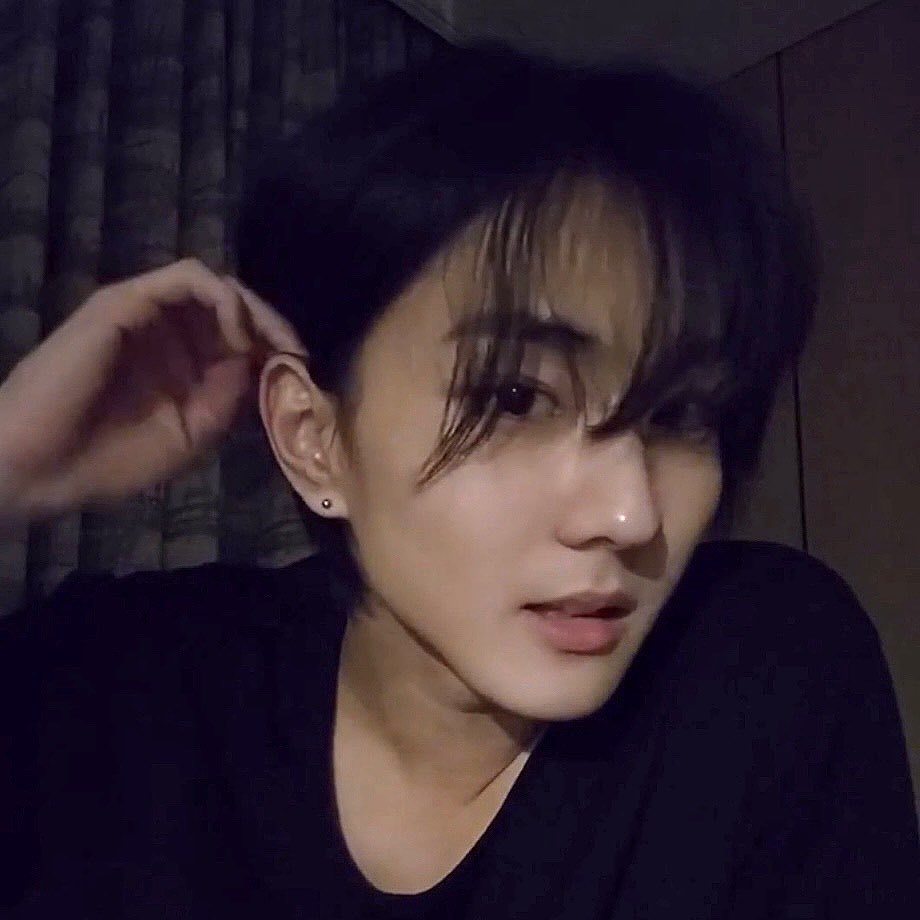 Behind-the-scenes cut of Jungwon (ENHYPEN)