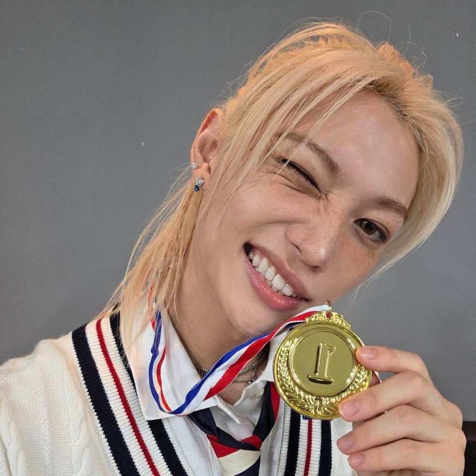 Behind-the-scenes cut of Felix (Stray Kids)