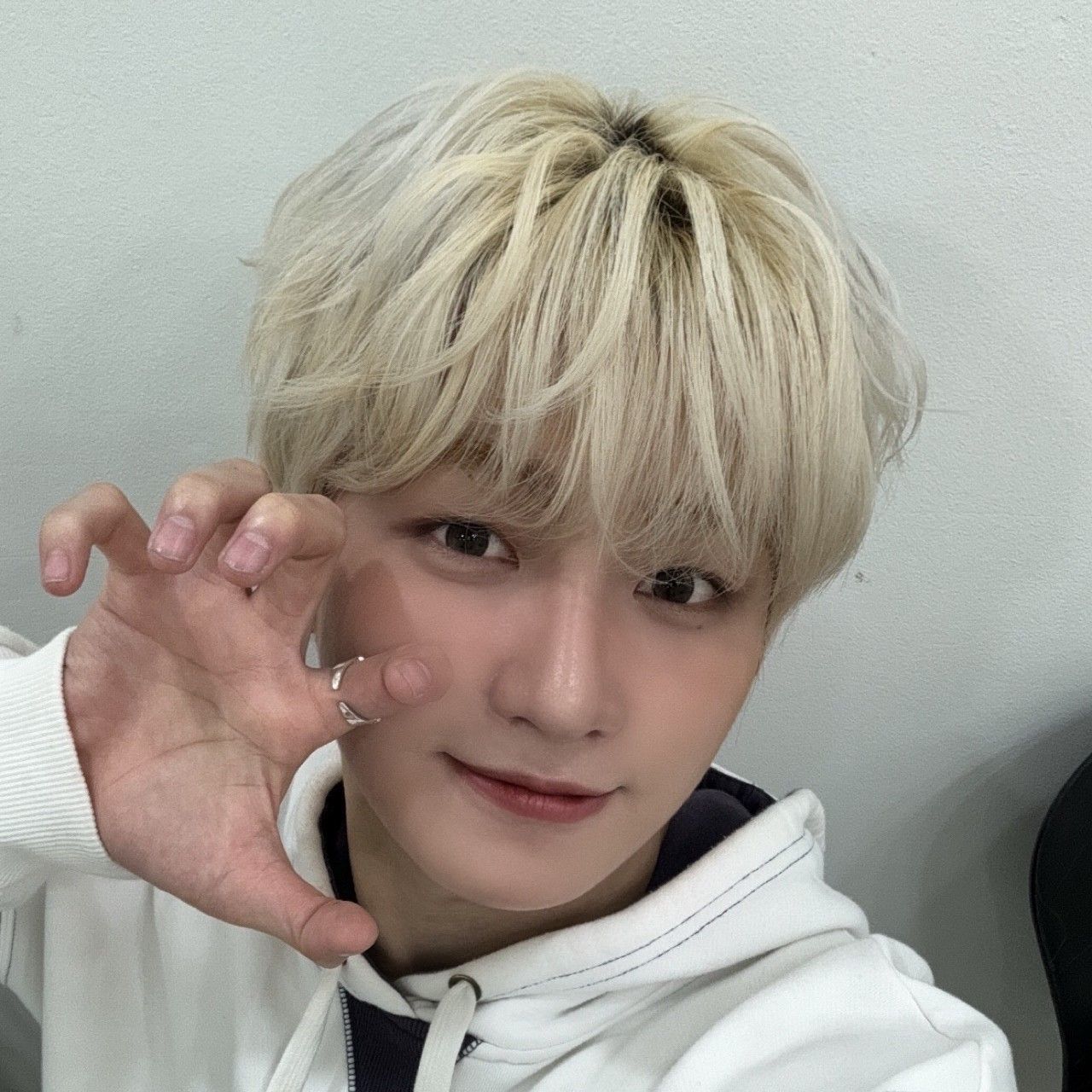 Behind-the-scenes cut of Jihoon (TWS)