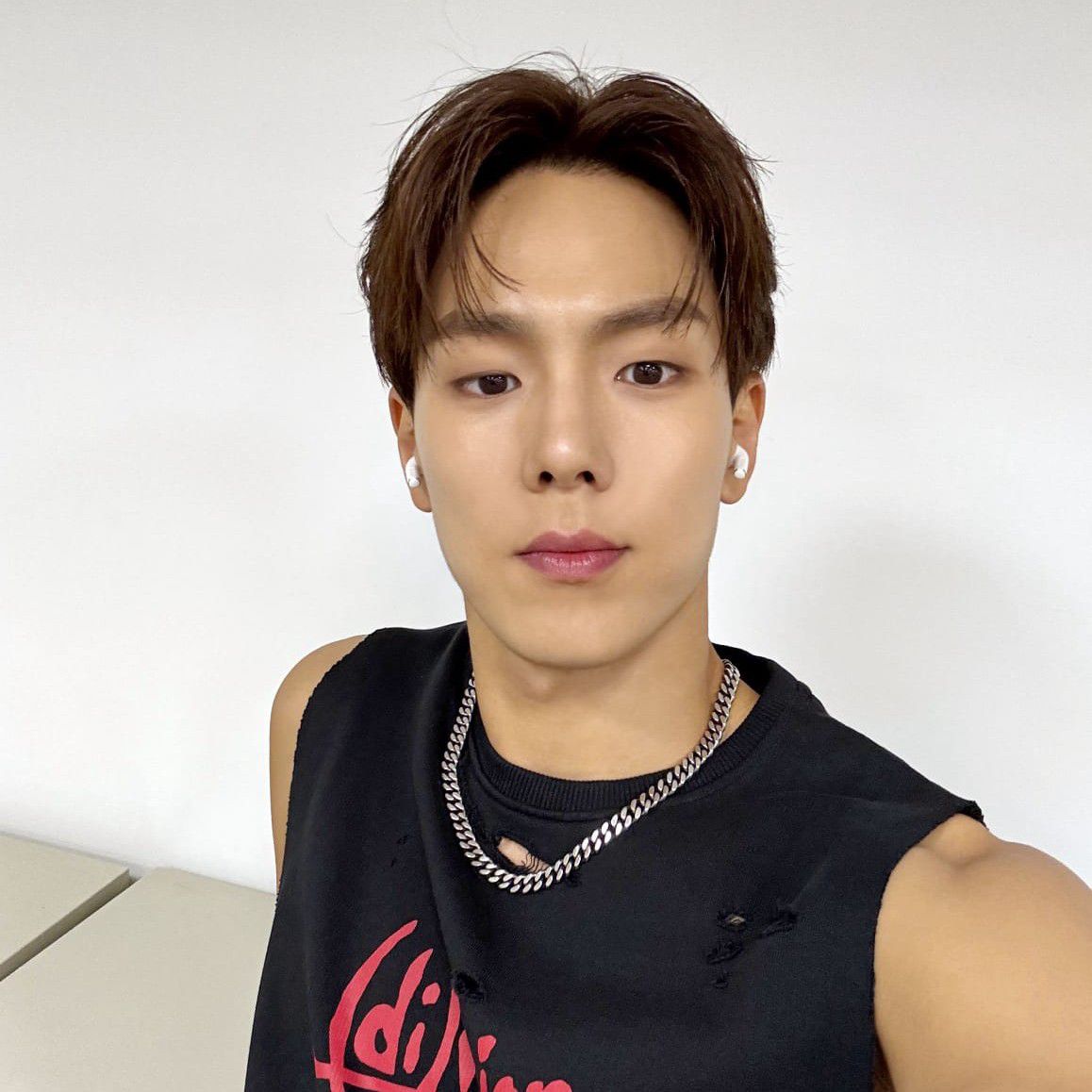 Shownu (MONSTA X)的幕后花絮