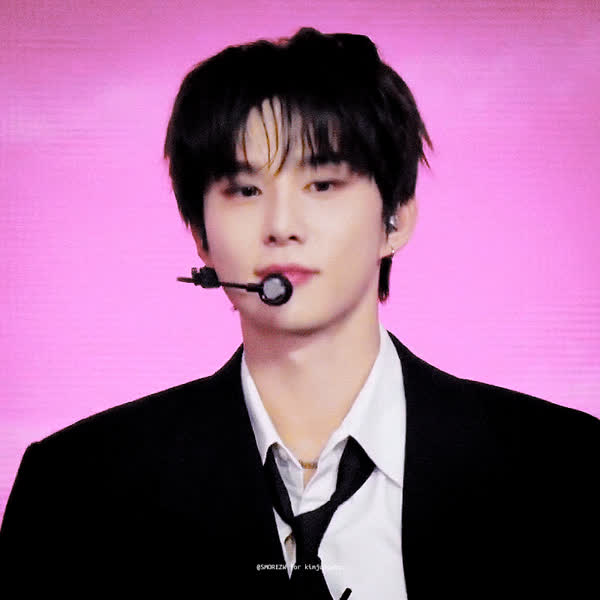 Popular profile picture of Jungwoo (NCT 127) loved by fans