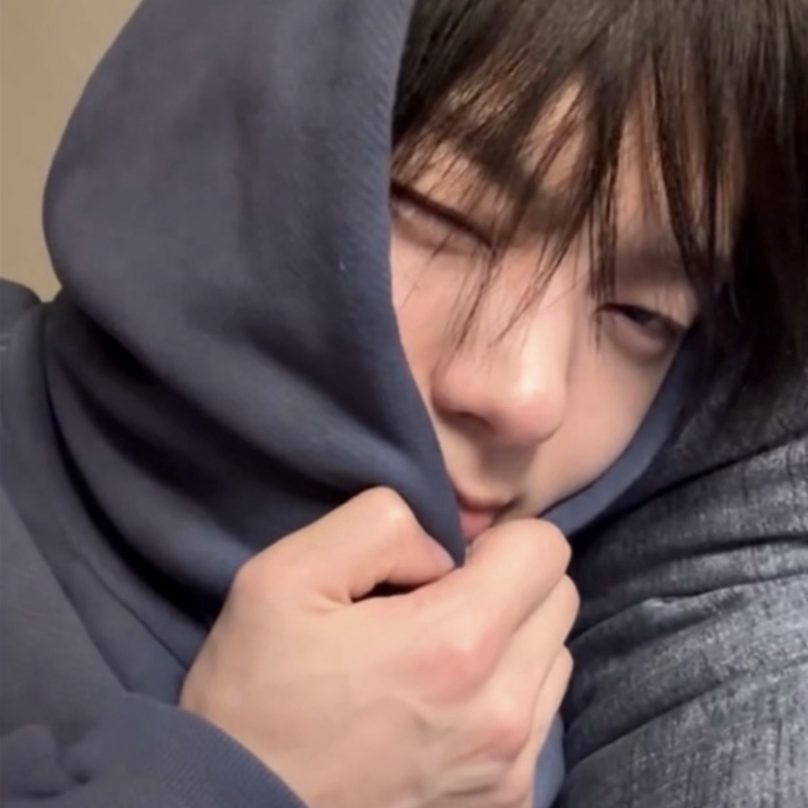 Behind-the-scenes cut of LEEJEONG (WHIB)