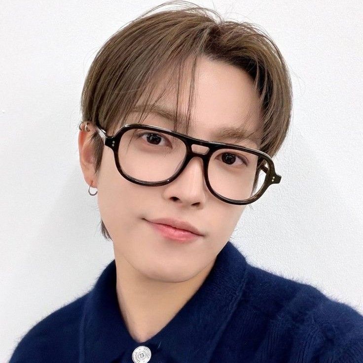 Behind-the-scenes cut of Hongjoong (ATEEZ)