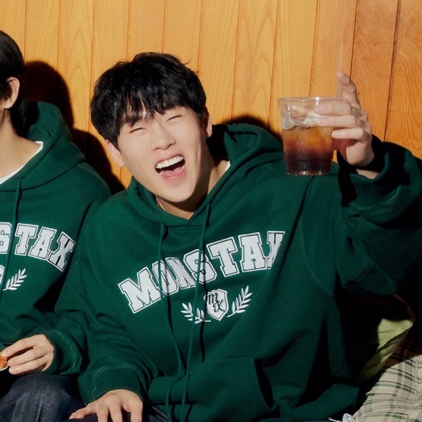 Behind-the-scenes cut of Minhyuk (MONSTA X)