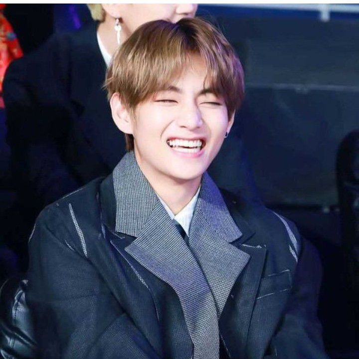 Recent activity shot of V (BTS)