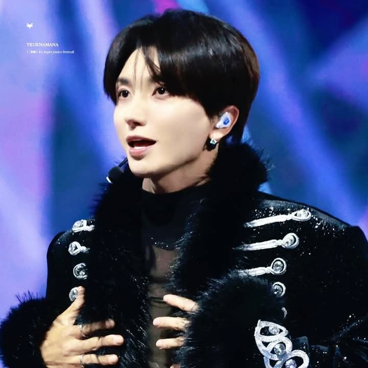 Behind-the-scenes cut of Leeteuk (Super Junior)