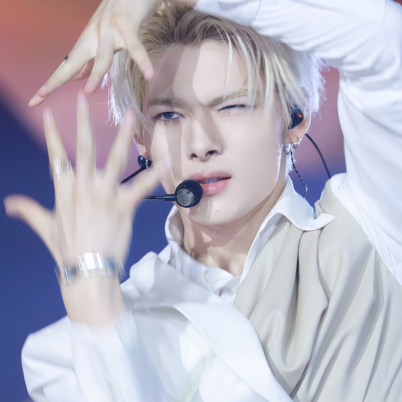 Foto aktivitas terbaru ENHYPEN