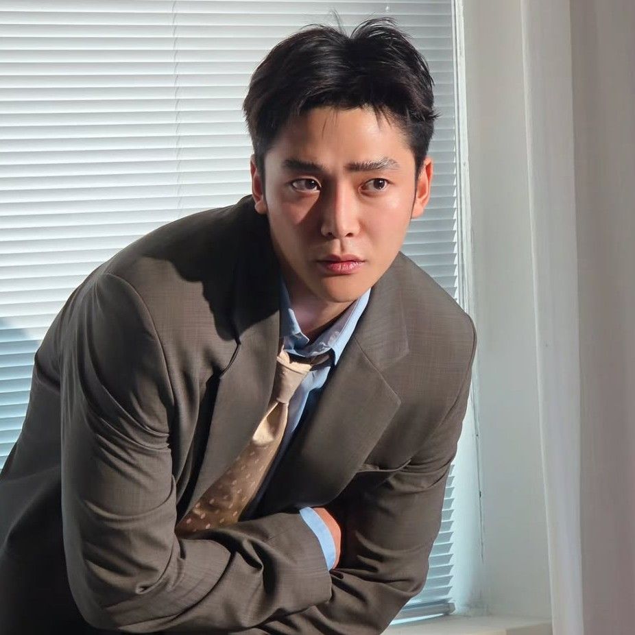 A moment captured by Rowoon's fan