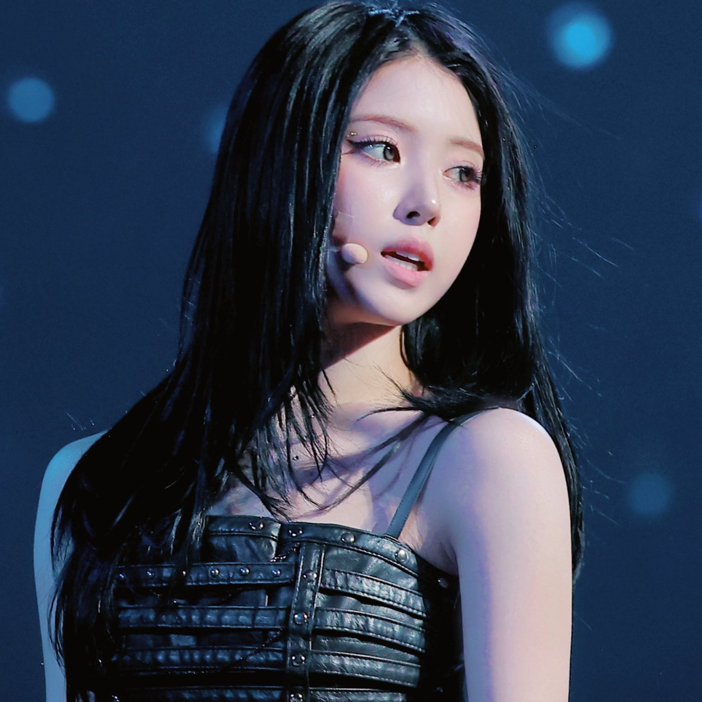 Recent activity shot of NMIXX