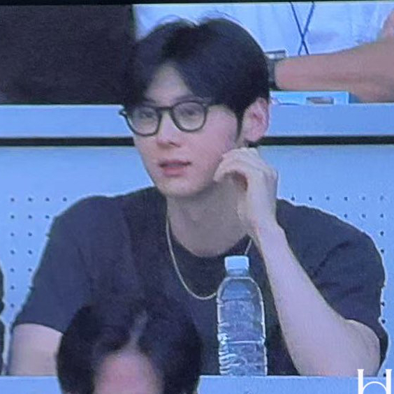 Recent activity shot of Hwang Minhyun