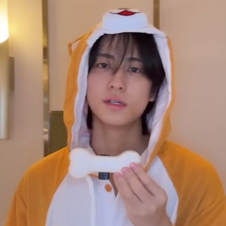Behind-the-scenes cut of Taki (&TEAM)