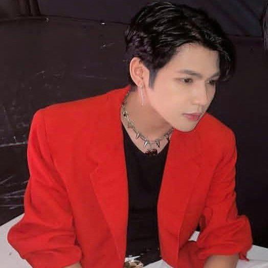 Latest photo of Kim (HORI7ON)