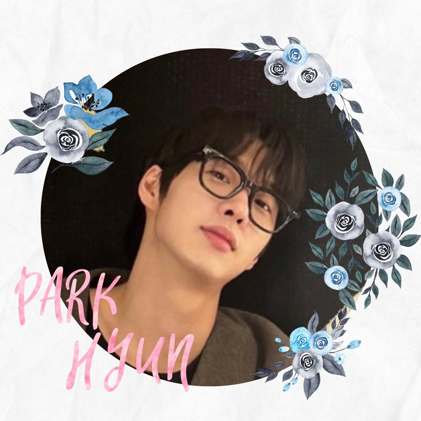 A moment captured by Hyun's fan