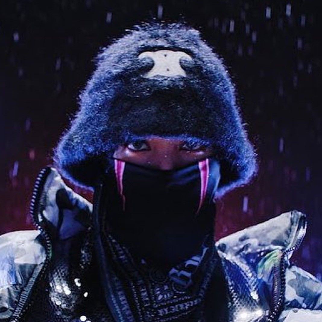 Foto terbaru Lisa (BLACKPINK)