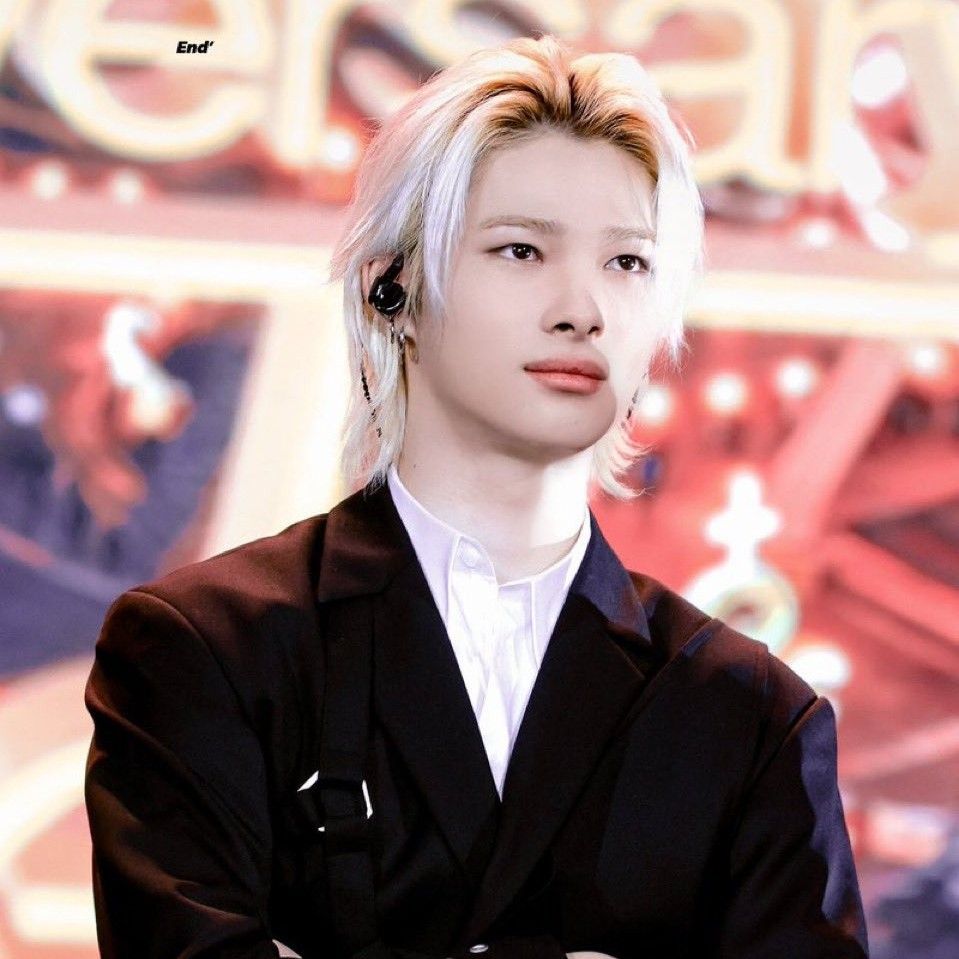 Foto terbaru NI-KI (ENHYPEN)