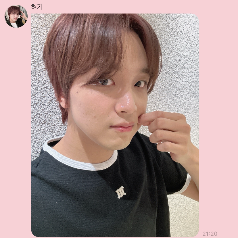 Foto terbaru Haechan (NCT 127, NCT DREAM)