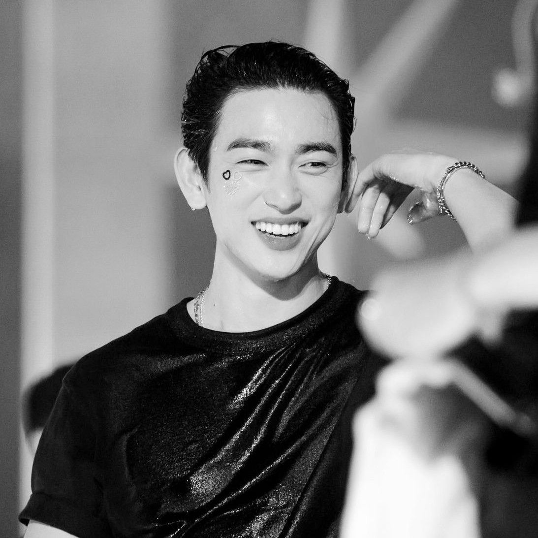 Behind-the-scenes cut of GOT7