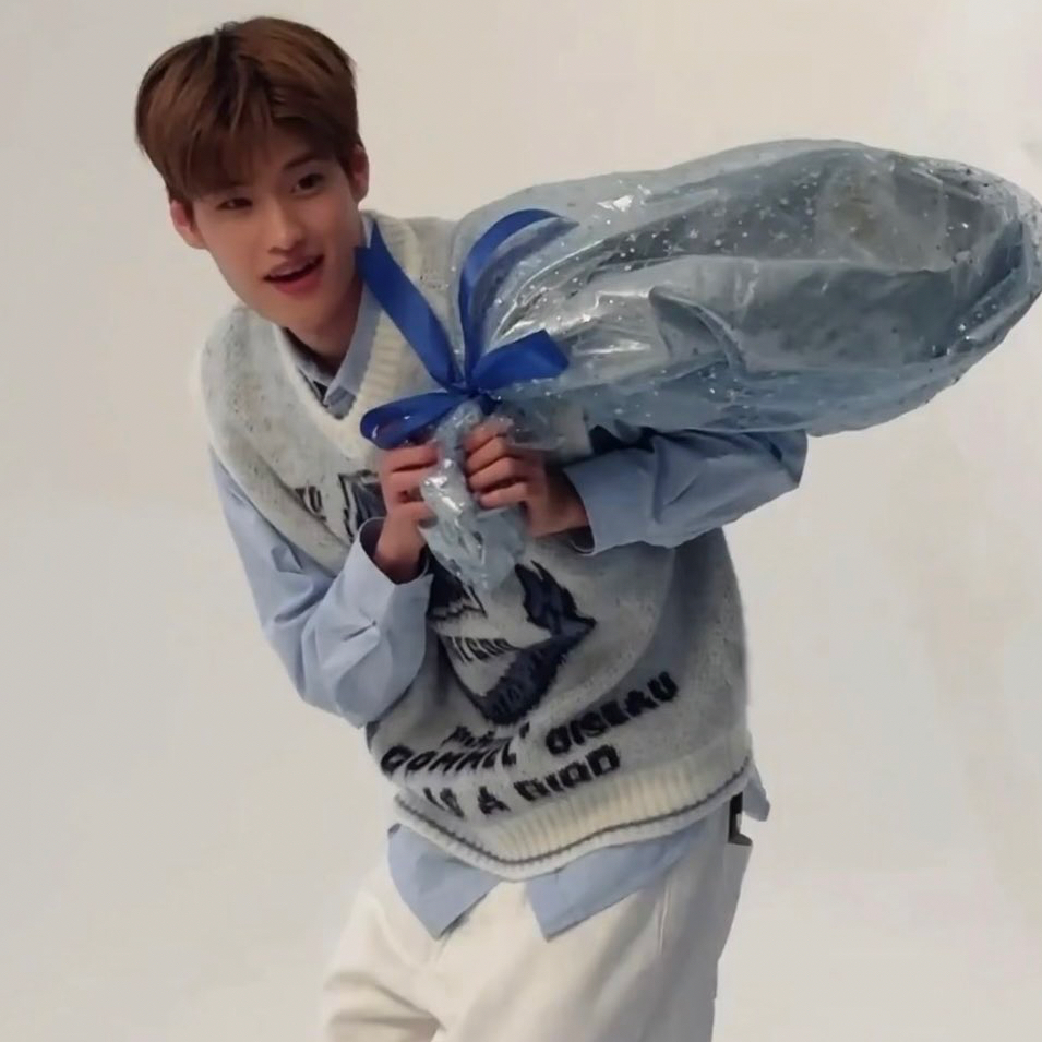 A moment captured by Sohee (RIIZE)'s fan