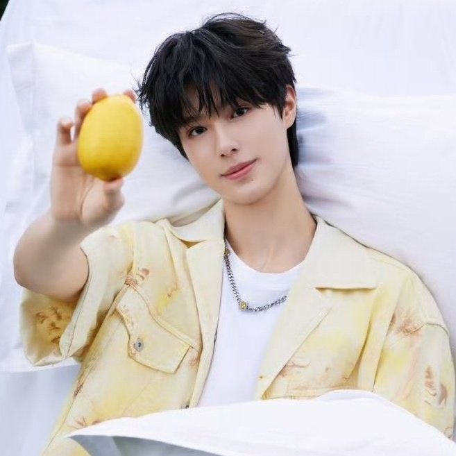 비밀의 방의 최신 사진