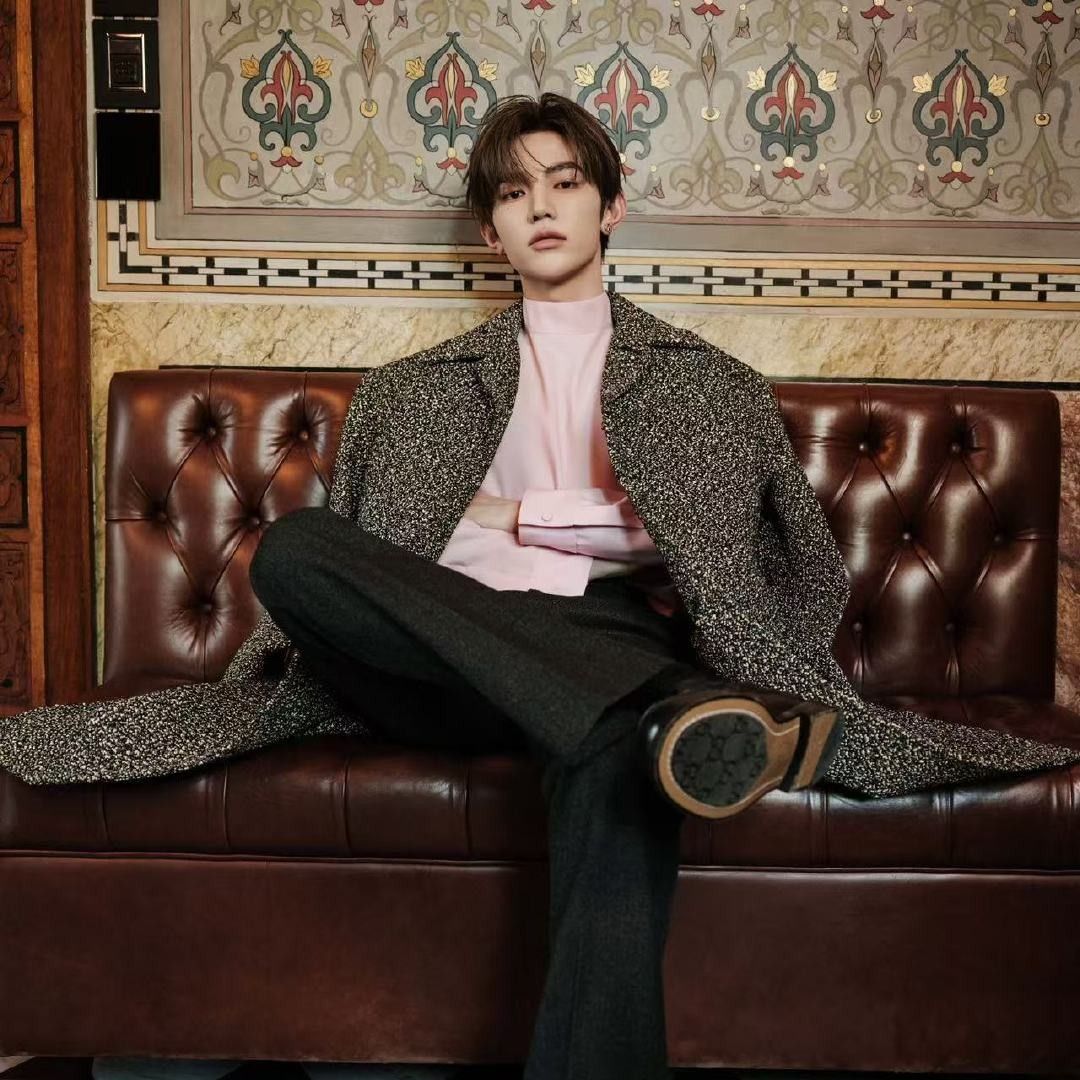 장하오 (제로베이스원)의 비하인드 컷