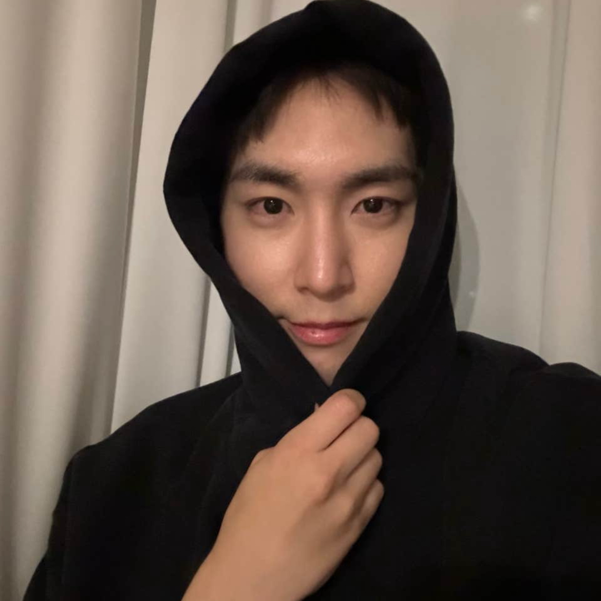 Latest photo of PENTAGON