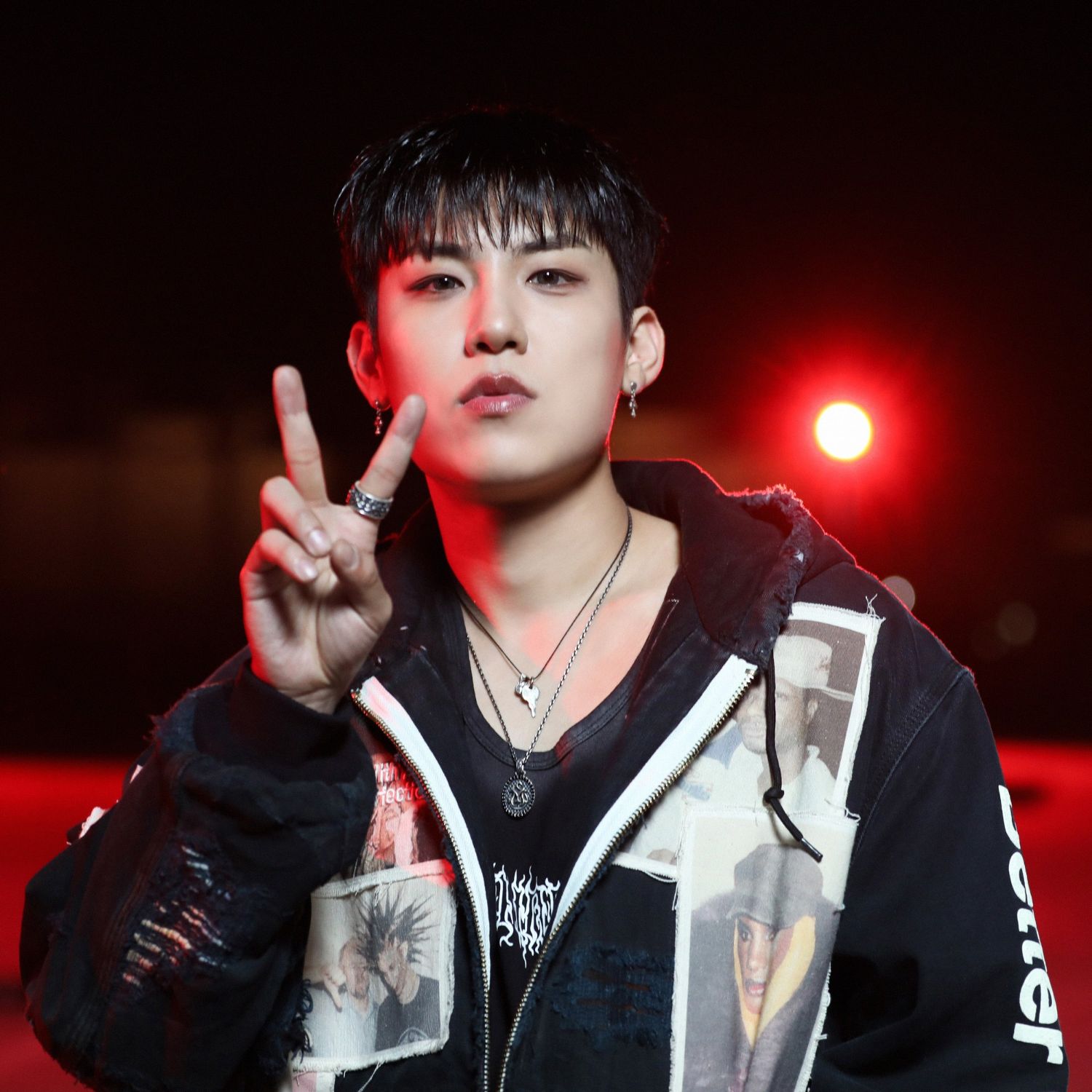 Behind-the-scenes cut of Park Woojin (AB6IX)