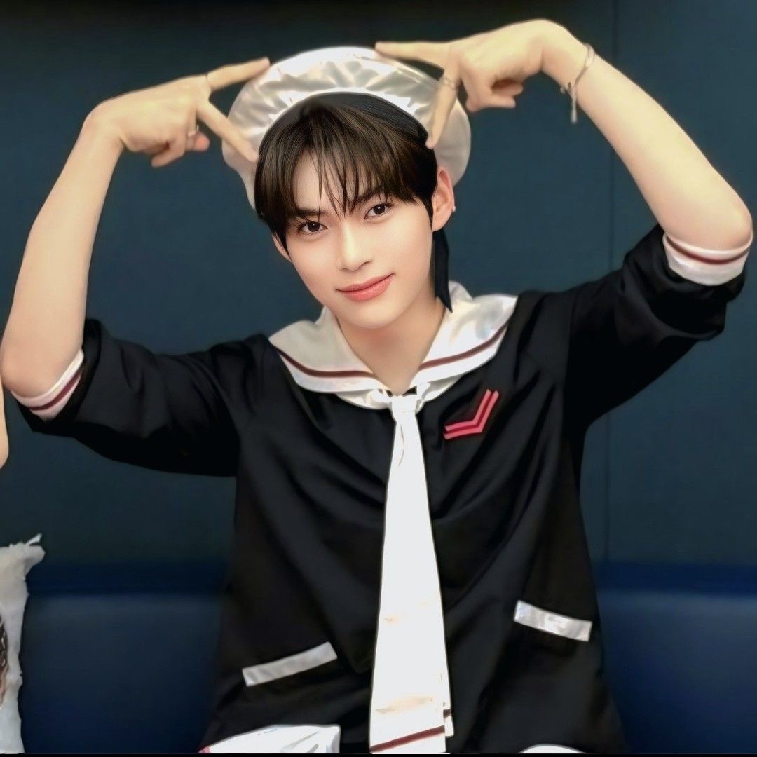 성한빈 (제로베이스원)의 비하인드 컷