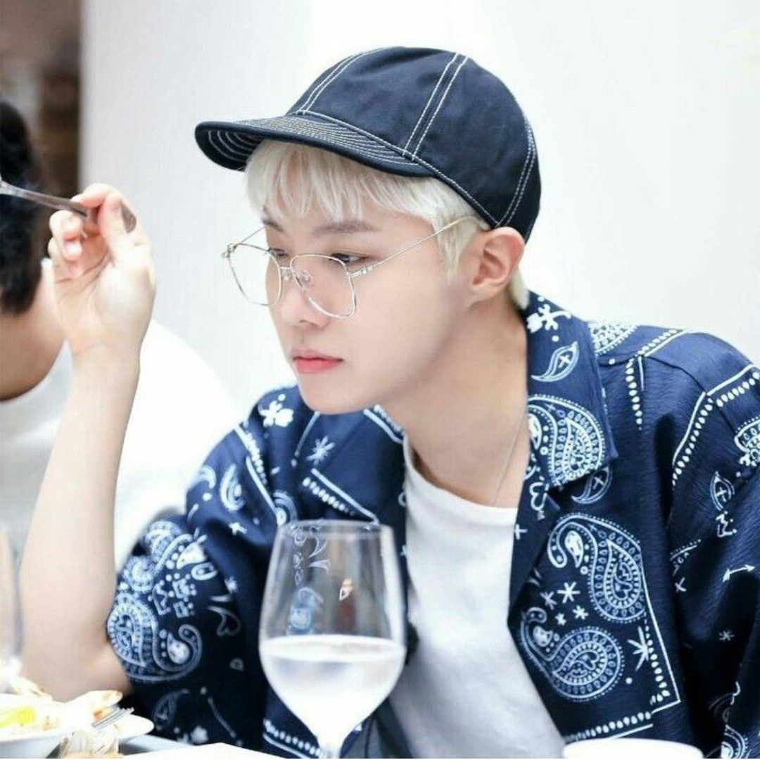 A moment captured by j-hope (BTS)'s fan