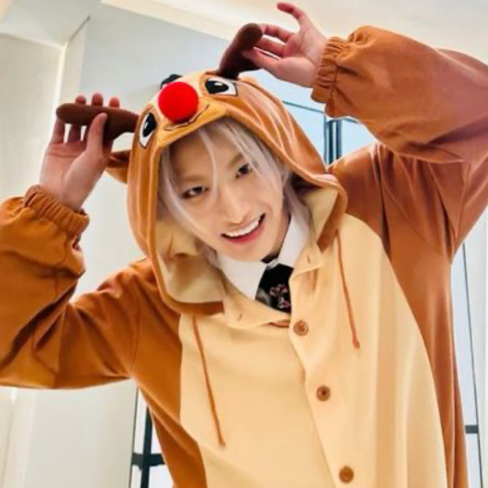 Behind-the-scenes cut of Seonghwa (ATEEZ)