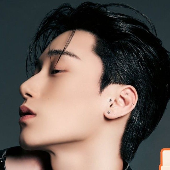 Behind-the-scenes cut of San (ATEEZ)