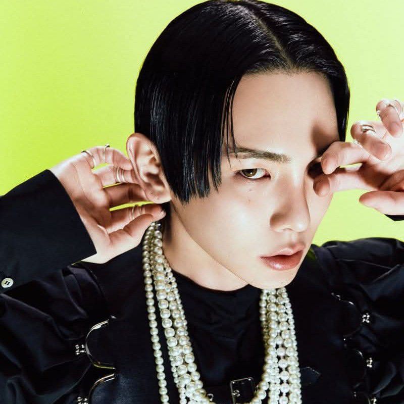 Behind-the-scenes cut of Key (SHINee)