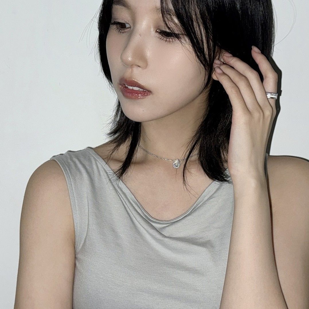 Latest photo of Mina (TWICE)