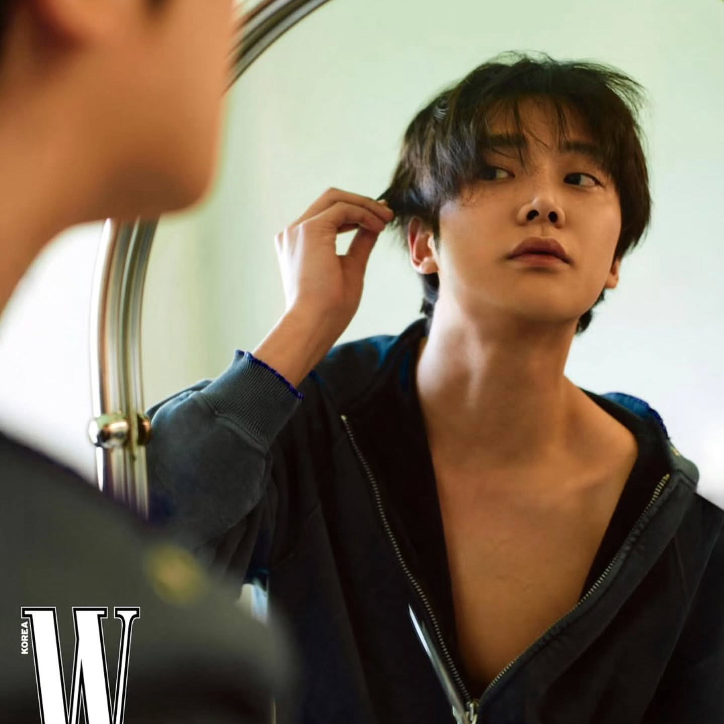 A moment captured by Rowoon's fan