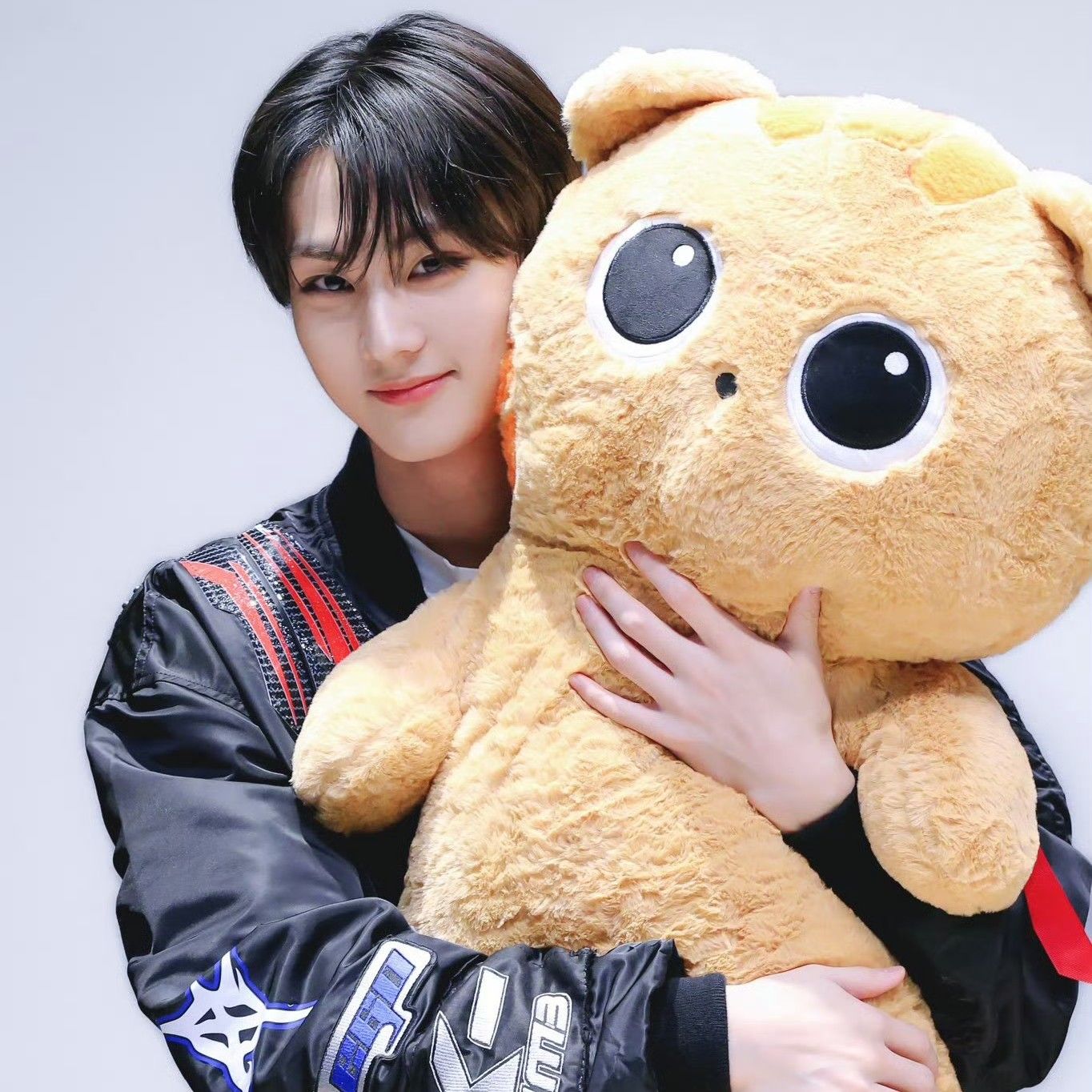 Latest photo of Jungwon (ENHYPEN)