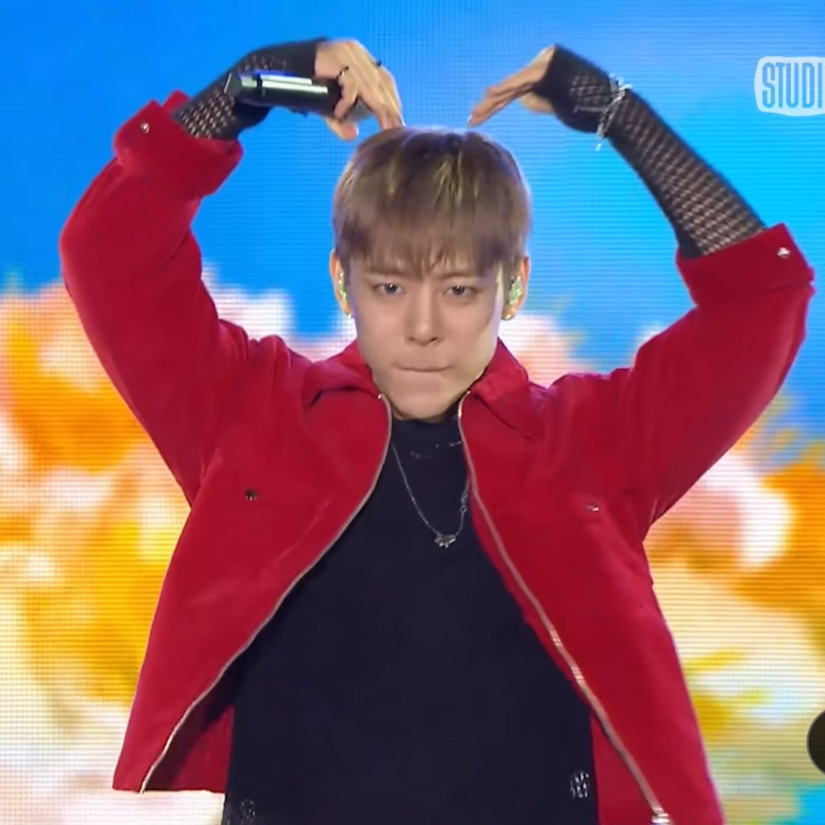A moment captured by Daehyun (B.A.P)'s fan