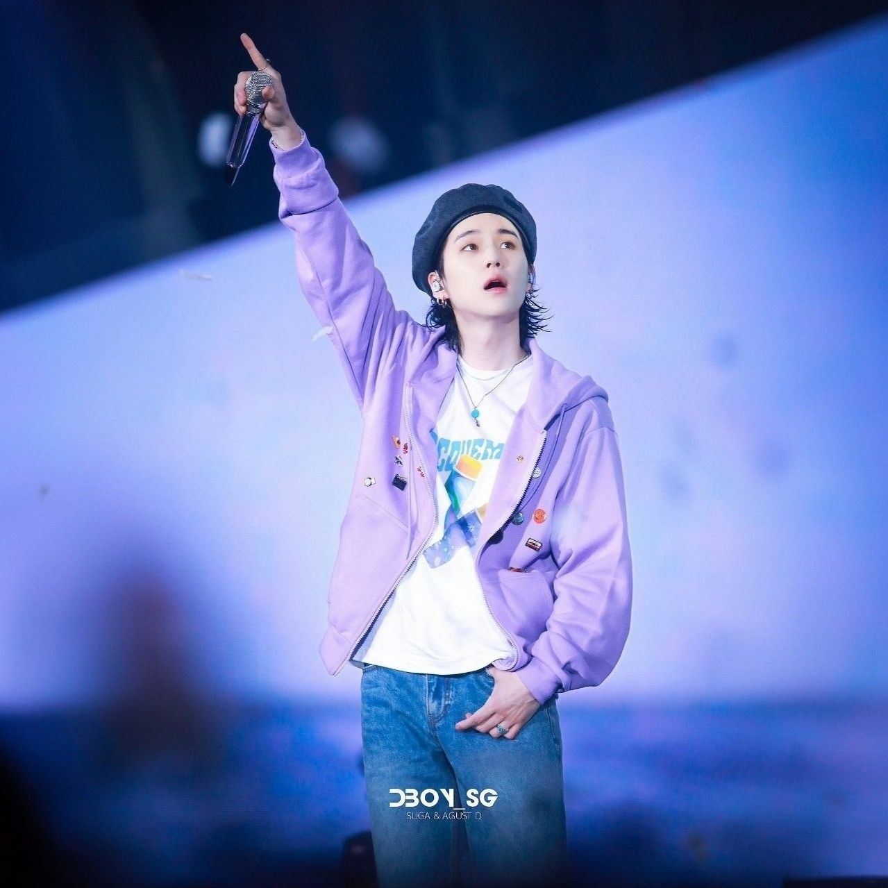 SUGA (防弹少年团)粉丝拍下的瞬间