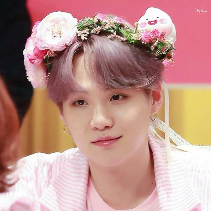 슈가 (방탄소년단)의 최신 사진